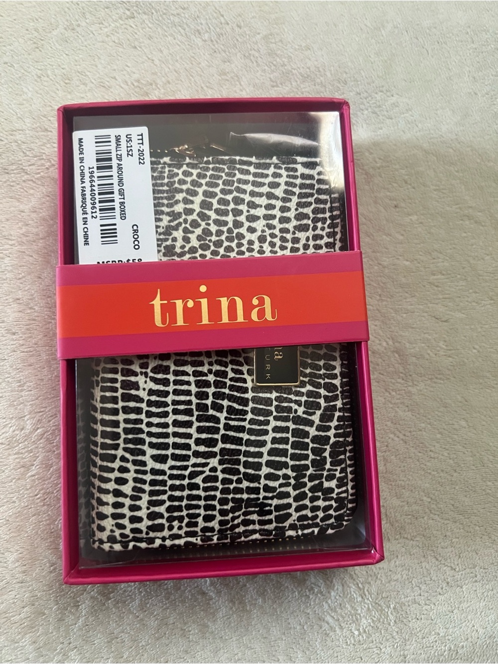 Trina Turk Black & White Zip Wallet